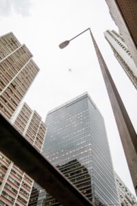 一人旅で美容を保つための旅行中の体調不良に対する旅先の対応は？